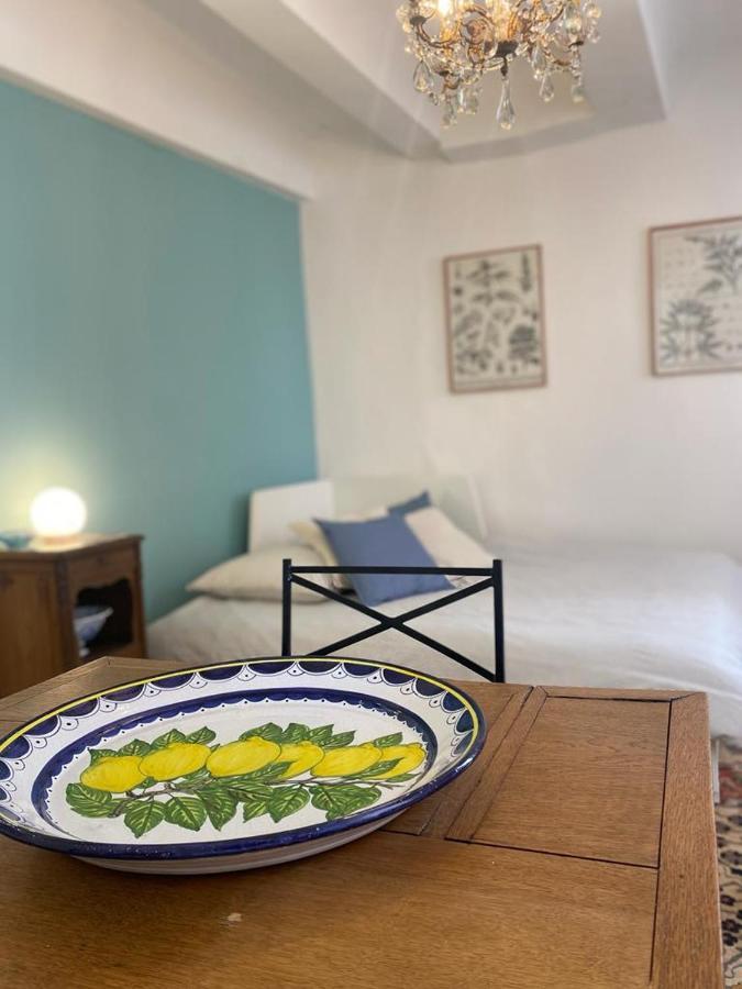 3 Studios Hyeres - Centre Ville Rue Pietonne - Manon Dış mekan fotoğraf